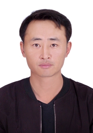 淡漠痕的第二张照片--阜阳相亲服务中心