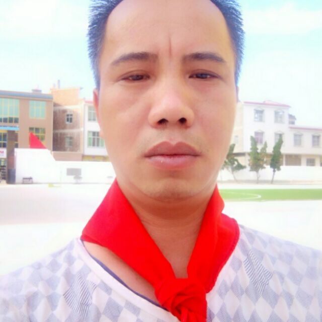 留守男人的第一张照片--阜阳相亲服务中心