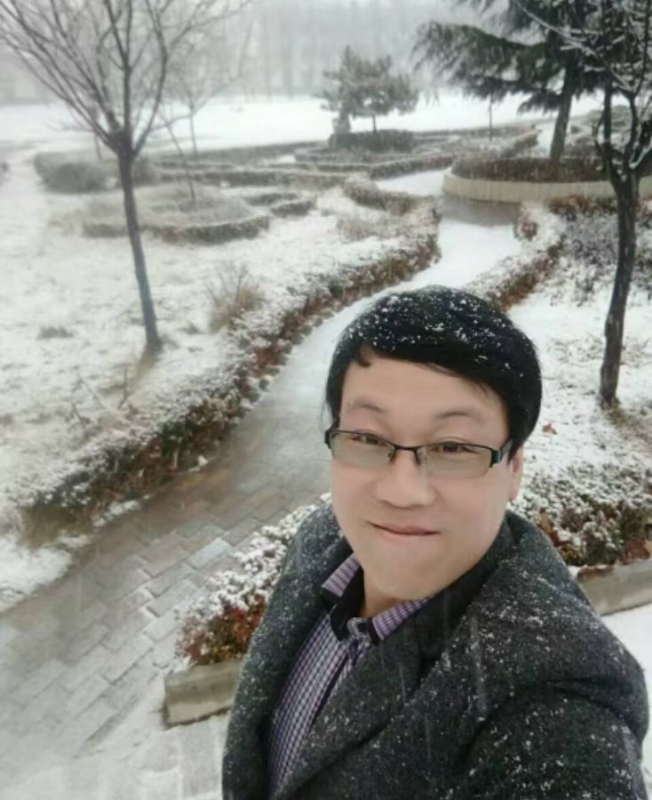 一吻天荒的第二张照片--阜阳相亲服务中心