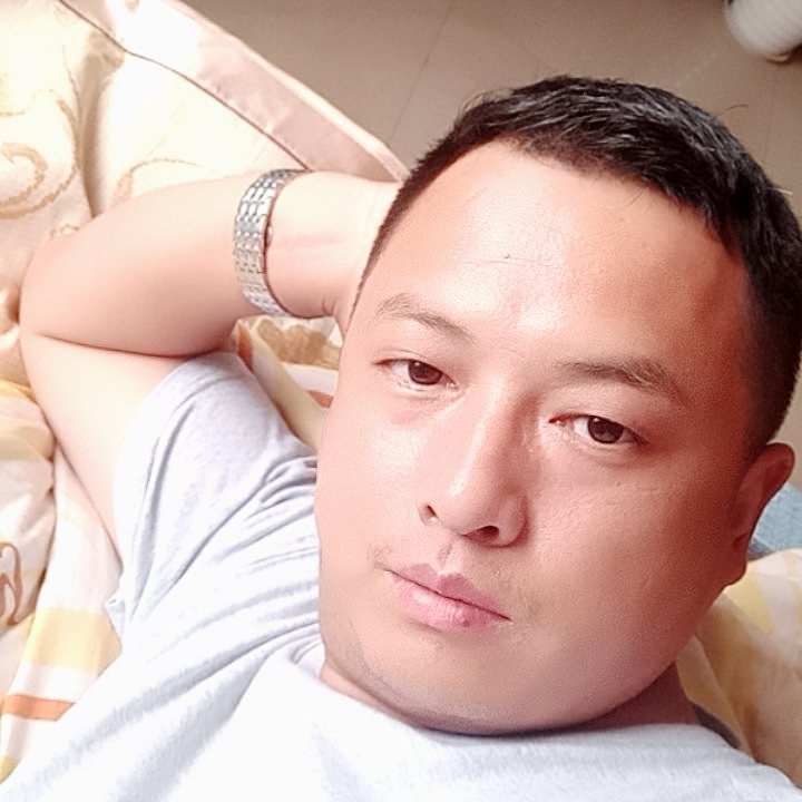 忘世情的第一张照片--阜阳相亲服务中心