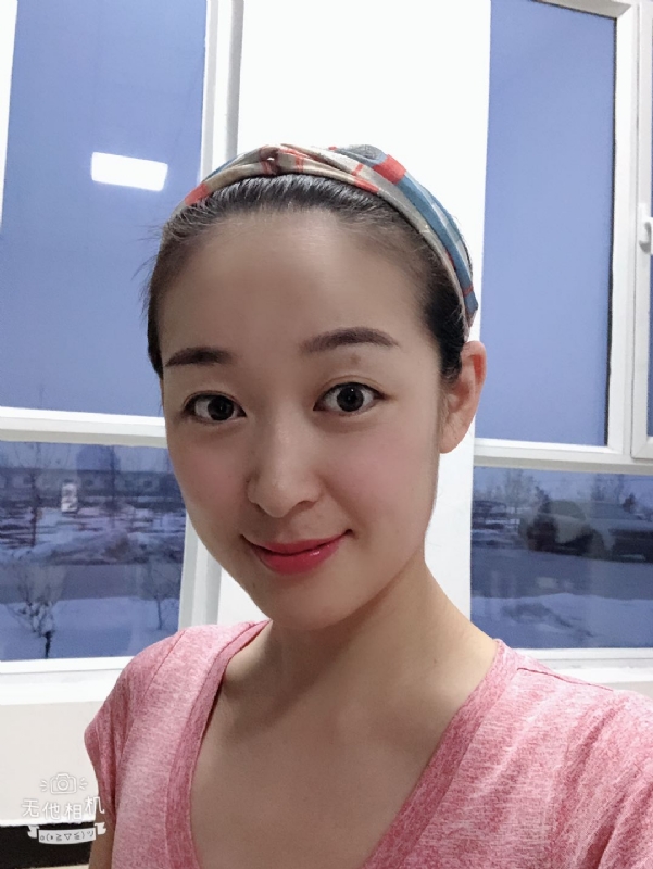 浅笑的第一张照片--阜阳相亲服务中心