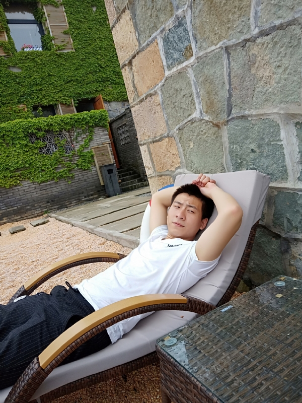 真心寻找另一半的第一张照片--阜阳相亲服务中心