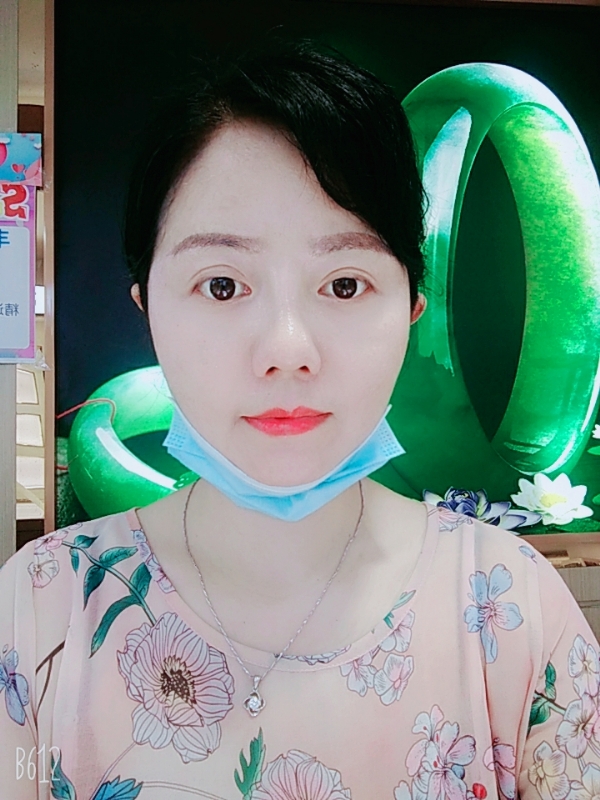 舞月飘雪的第二张照片--阜阳相亲服务中心