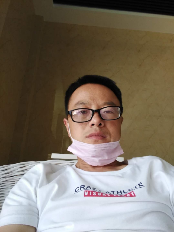 小马奔腾的第一张照片--阜阳相亲服务中心