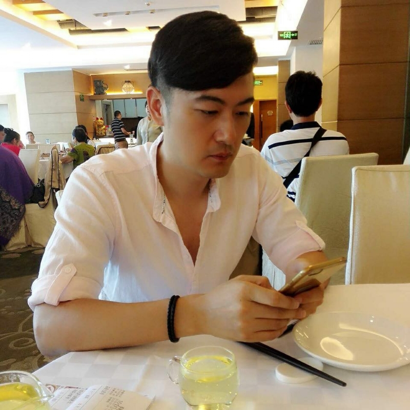 猩猩的第一张照片--阜阳相亲服务中心