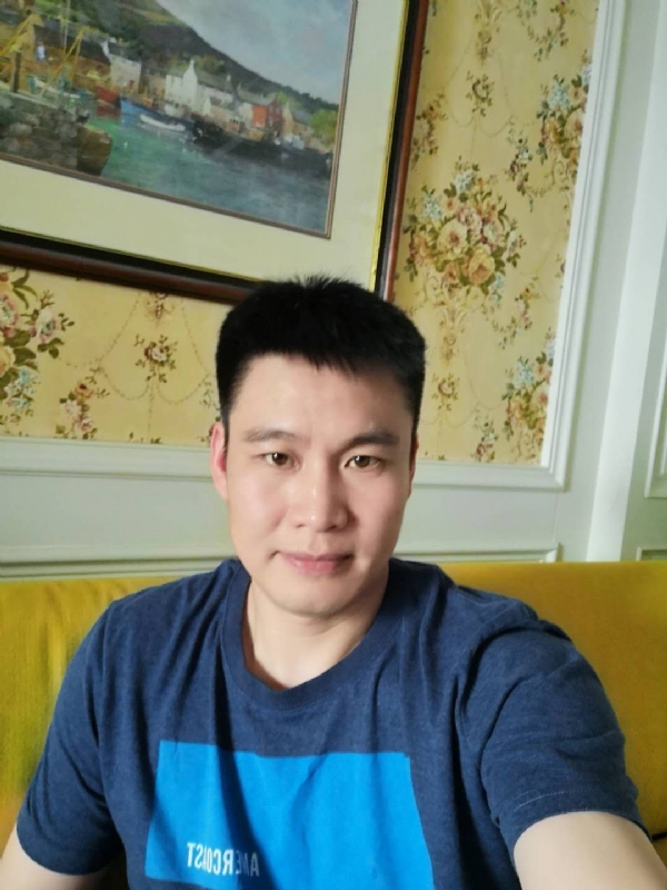 阳光灿烂的第二张照片--阜阳相亲服务中心