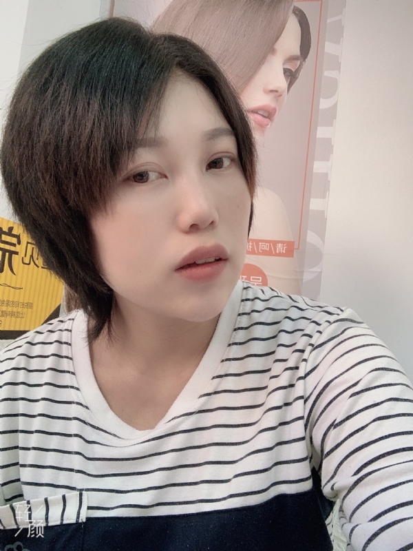 寻找爱情的第一张照片--阜阳相亲服务中心