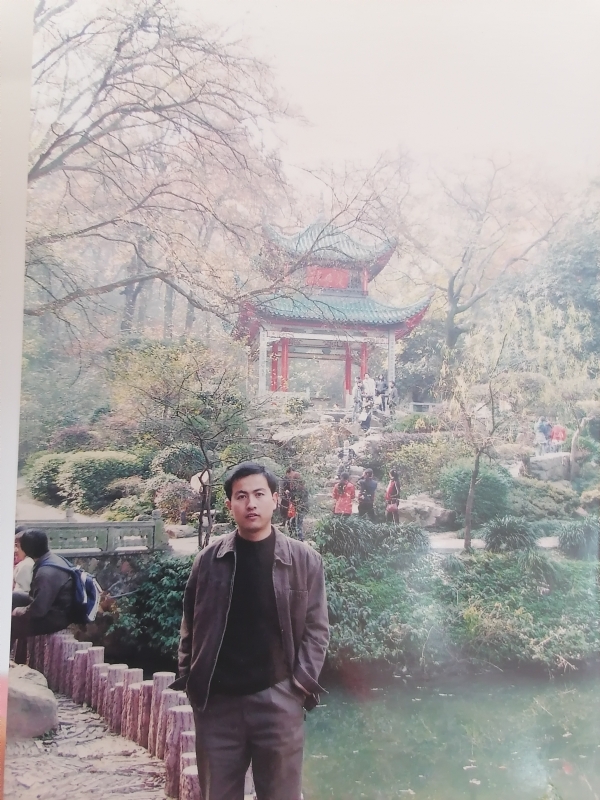 沧海一粟的第一张照片--阜阳相亲服务中心