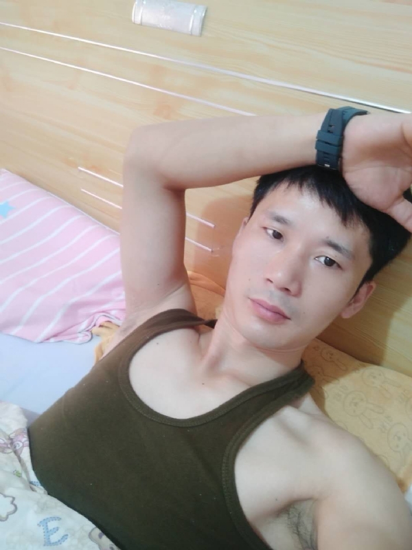 平凡之路的第一张照片--阜阳相亲服务中心