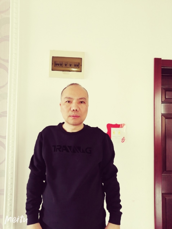 酒香四溢的第一张照片--阜阳相亲服务中心