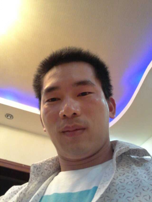 你好呀的第一张照片--阜阳相亲服务中心