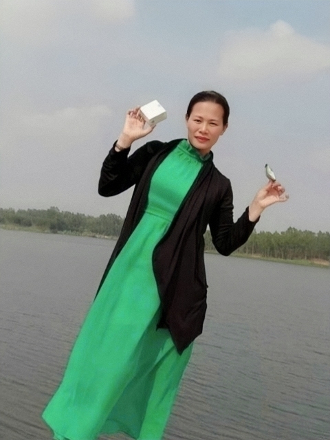 李梅的第三张照片--阜阳相亲服务中心