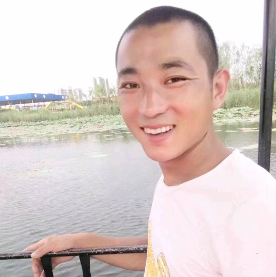 为你等候的第一张照片--阜阳相亲服务中心