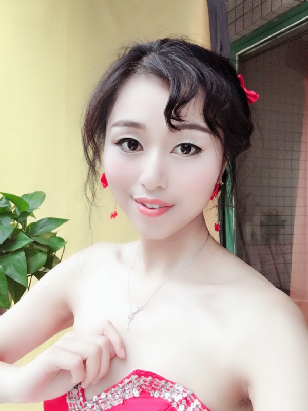 薇薇的第二张照片--阜阳相亲服务中心