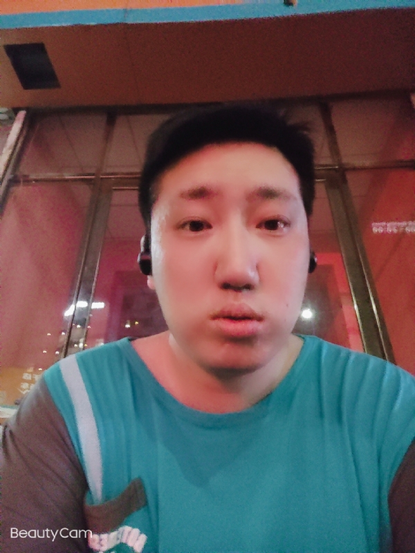 夜月星辰的第一张照片--阜阳相亲服务中心