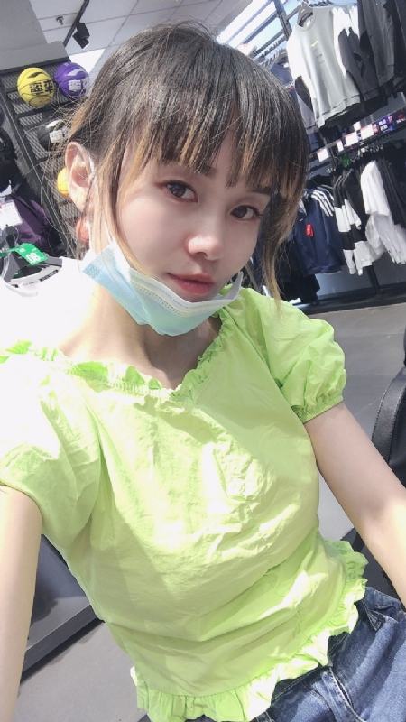 婀娜袅袅的第一张照片--阜阳相亲服务中心