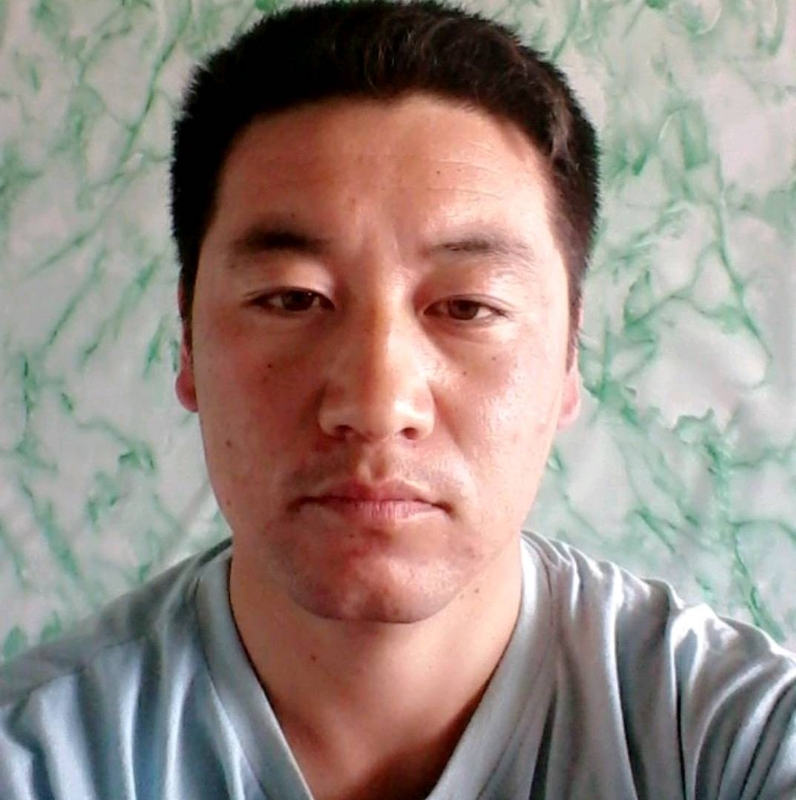 寻找另一半的第三张照片--阜阳相亲服务中心