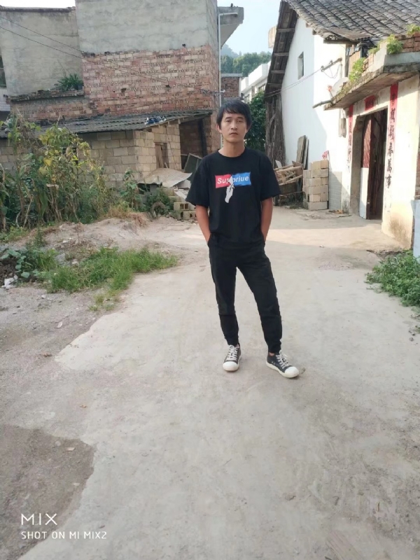 活活该的第一张照片--阜阳相亲服务中心