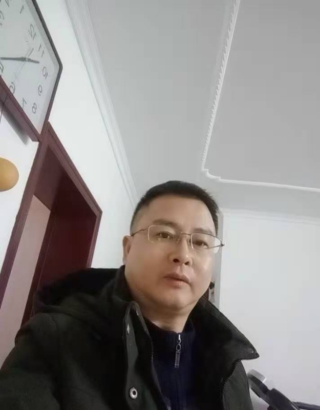 想牵你的手的第一张照片--阜阳相亲服务中心