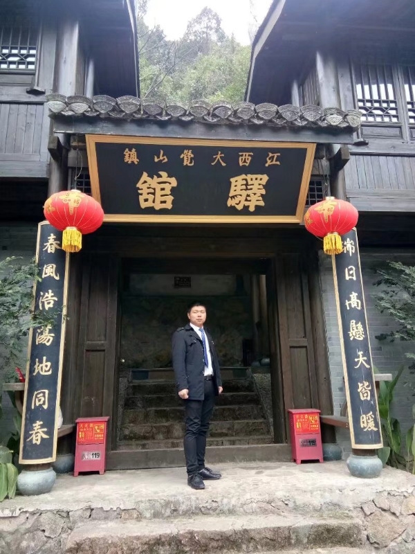 奋斗少年的第一张照片--阜阳相亲服务中心