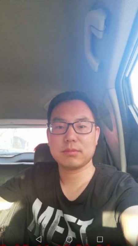 小哥的第一张照片--阜阳相亲服务中心