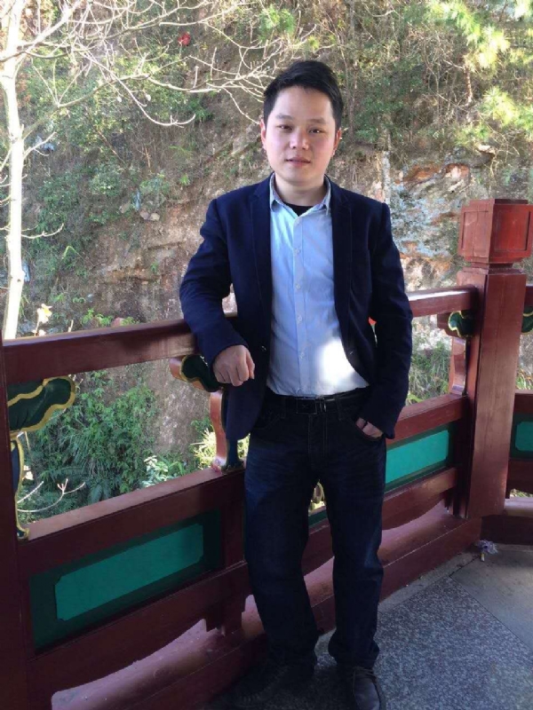 tang的第二张照片--阜阳相亲服务中心