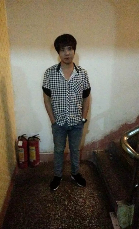 单身征婚的第一张照片--阜阳相亲服务中心