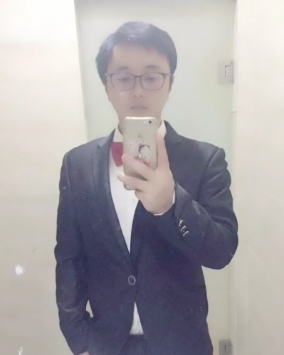 疯狂的肚子的第一张照片--阜阳相亲服务中心