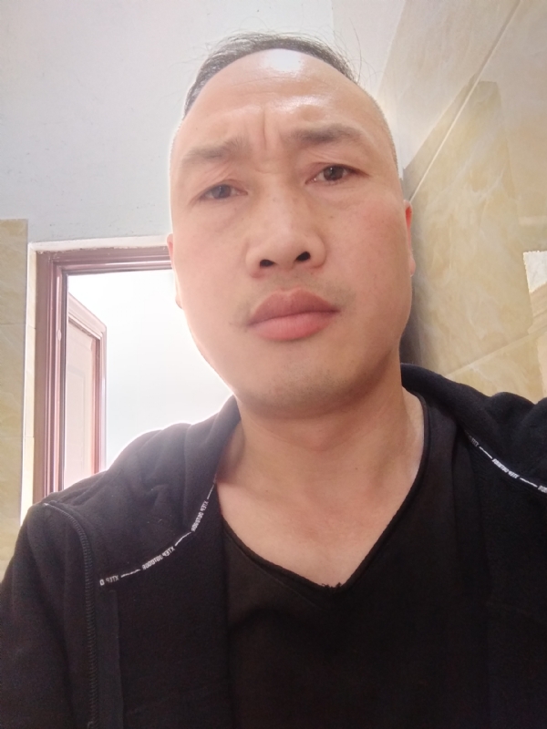 猴哥的第二张照片--阜阳相亲服务中心