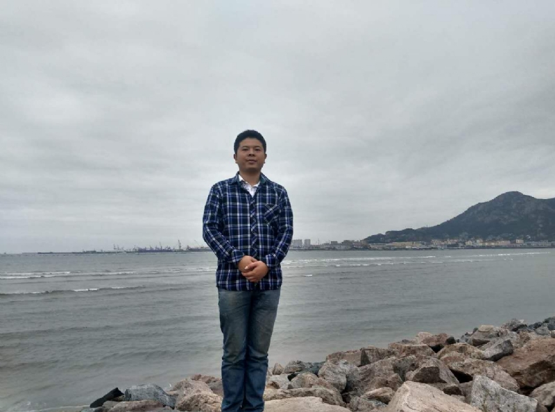 在奋斗的第二张照片--阜阳相亲服务中心