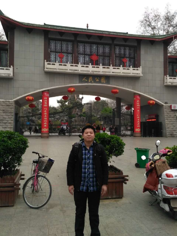 在奋斗的第四张照片--阜阳相亲服务中心