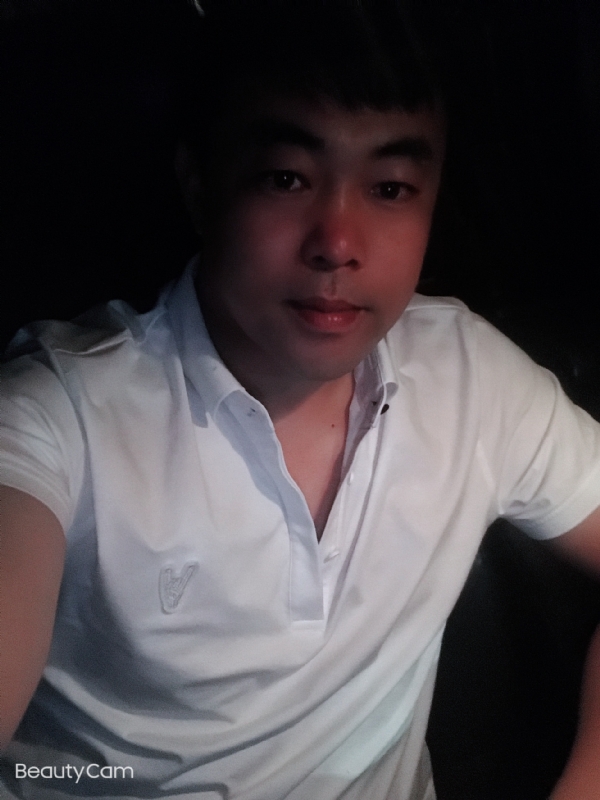 张苹果的第一张照片--阜阳相亲服务中心