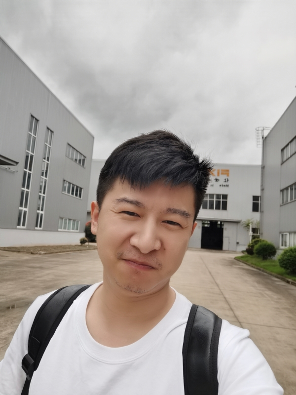 二叔的第二张照片--阜阳相亲服务中心