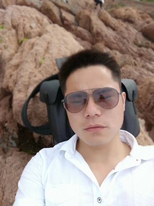 易听的第一张照片--阜阳相亲服务中心