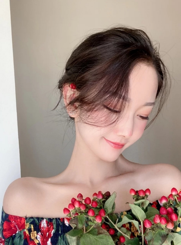 小诗vanessa的第二张照片--阜阳相亲服务中心