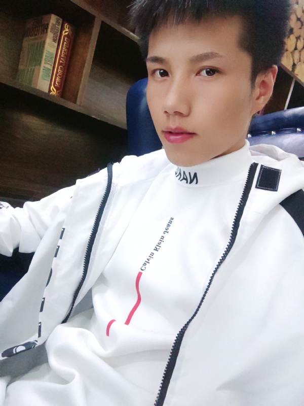 梁辞的第二张照片--阜阳相亲服务中心