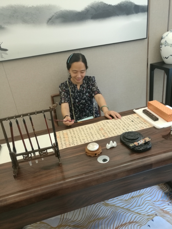 anna的第一张照片--阜阳相亲服务中心