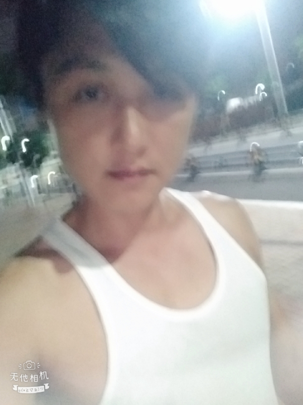 弟弟的第一张照片--阜阳相亲服务中心