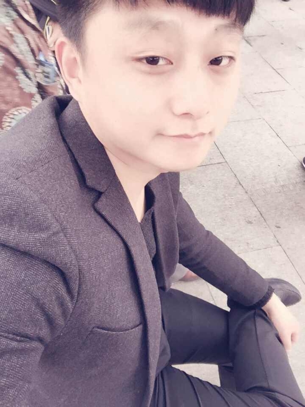 我姓徐缺难解你心绪的第一张照片--阜阳相亲服务中心