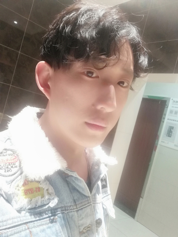 鲸落ii的第一张照片--阜阳相亲服务中心