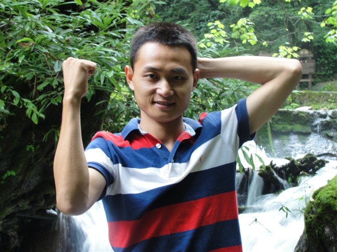 阿汤的第一张照片--阜阳相亲服务中心