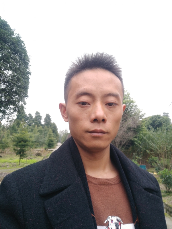 携手白头的第二张照片--阜阳相亲服务中心