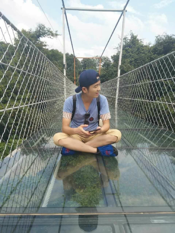 李青的第一张照片--阜阳相亲服务中心