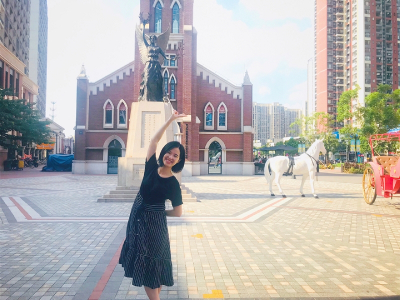 小容的第三张照片--阜阳相亲服务中心