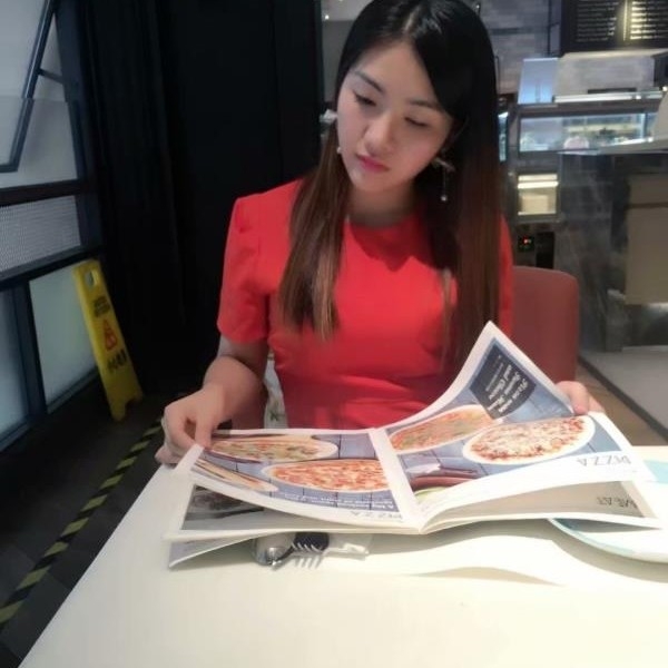 小雪的第一张照片--阜阳相亲服务中心