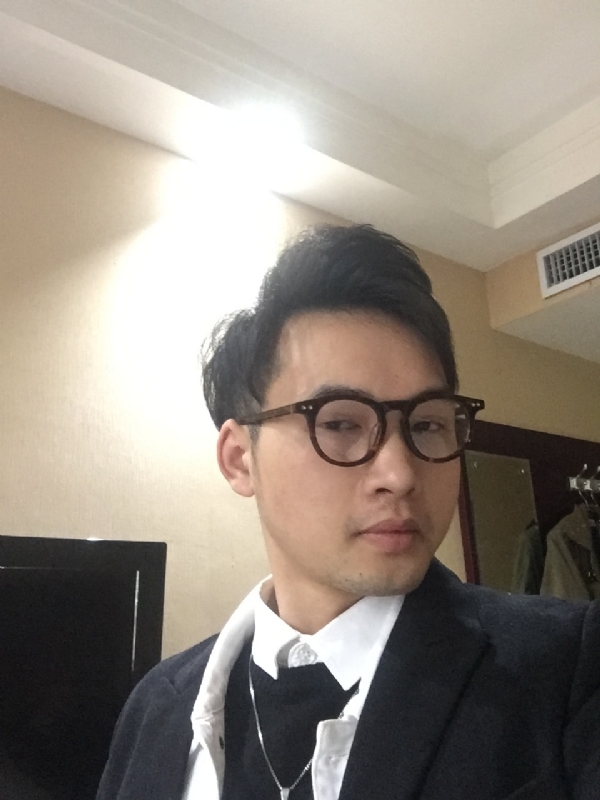 曾亮的第四张照片--阜阳相亲服务中心