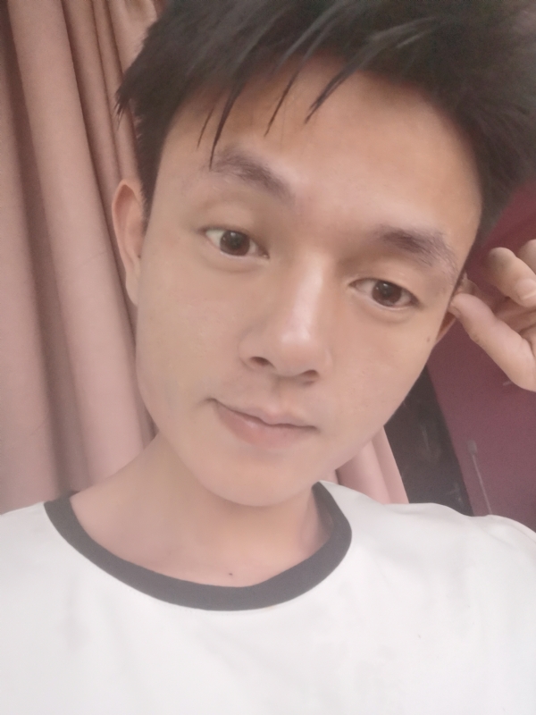 一一得一的第一张照片--阜阳相亲服务中心