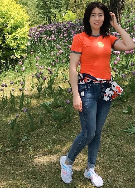 华的第一张照片--阜阳相亲服务中心