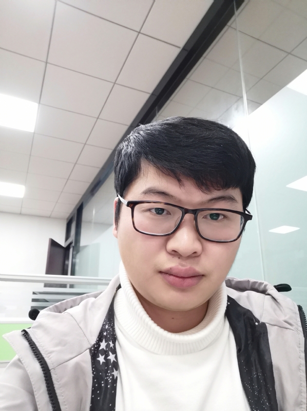 乀漓洛的第一张照片--阜阳相亲服务中心