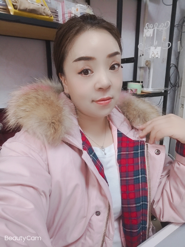 爱雨的第一张照片--阜阳相亲服务中心